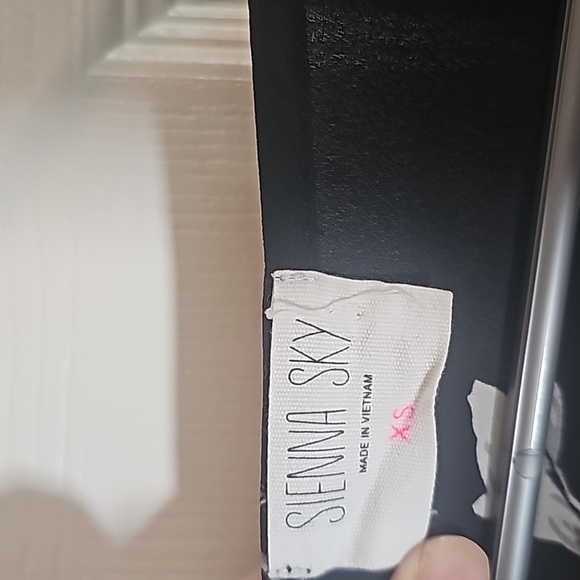 Sienna Sky Long Sleeve Semi Sheer Top Ties on Bell Sleeve Size XS - Picture 2 of 8